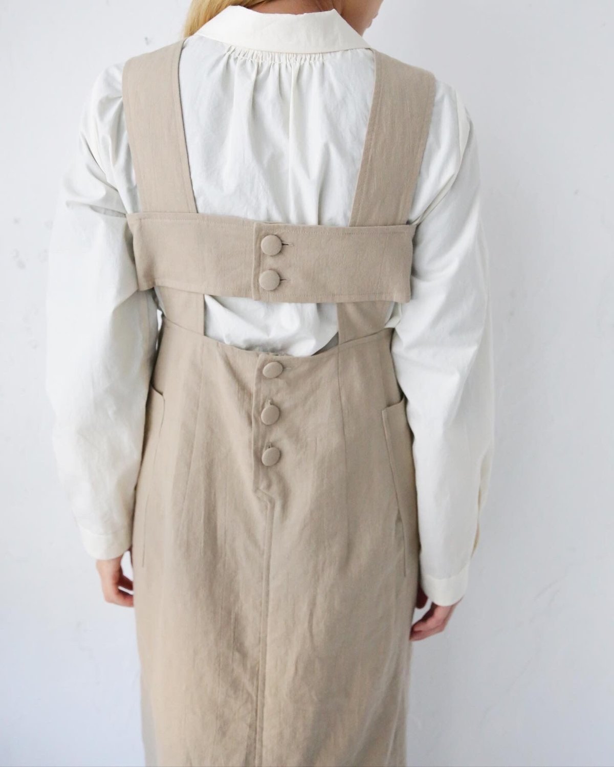 暮chic by futatsukukuri ボタンのワンピース(beige) | kot 暮chic by futatsukukuri ボタンのワンピース(beige) | kot