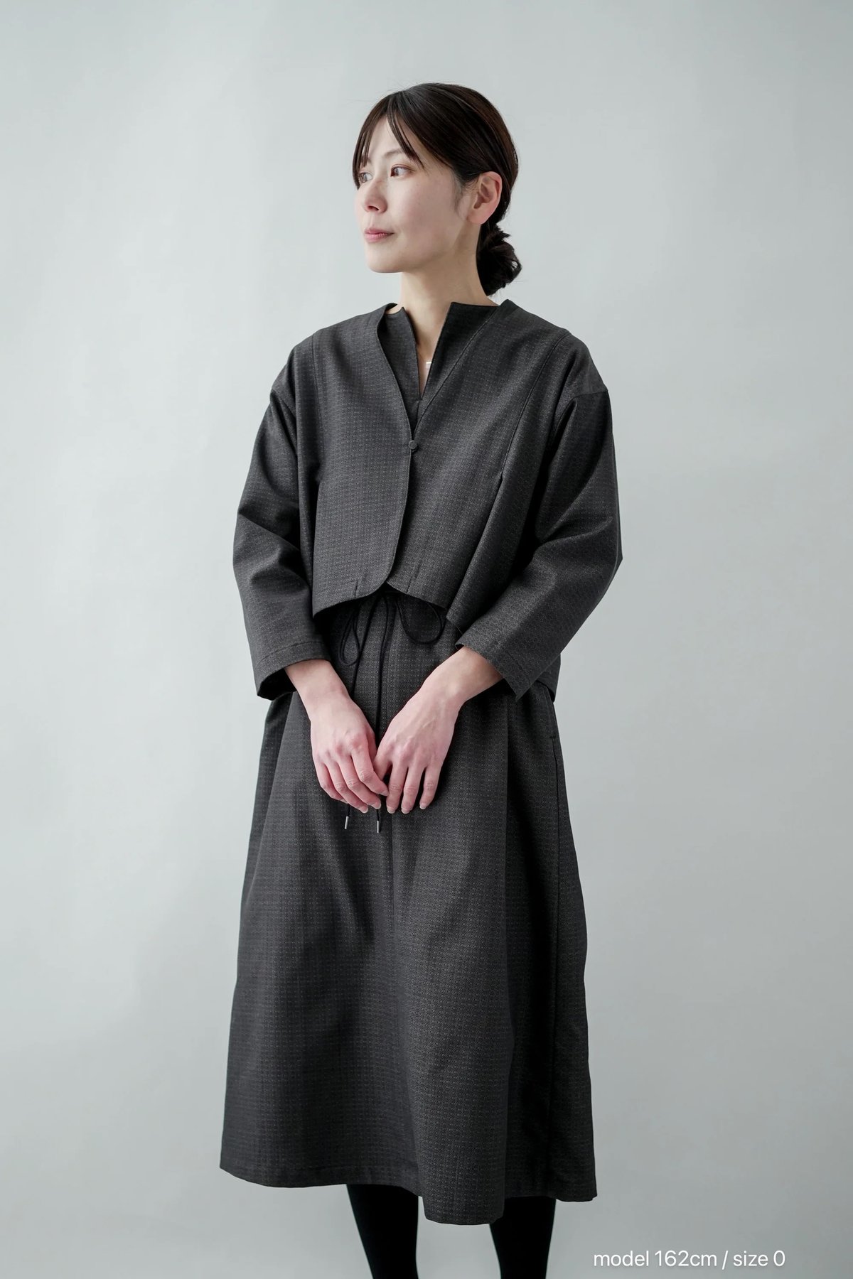 ハツトキhatsutokiボレロジャケット　スミグレー　新品タグ付き hatsutoki 