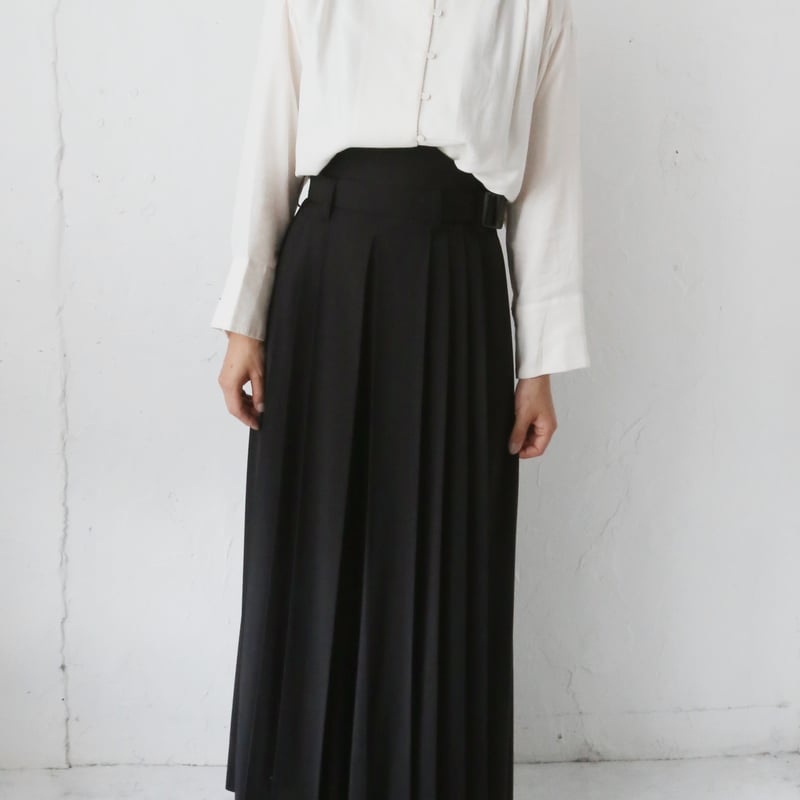 パンツ Hatra Dia Trousers [black] Dia Trousers / black – HATRA OFFICIAL