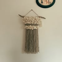 weaving tapestry