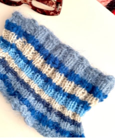 Blue border head bund ②