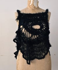 deformation pullover