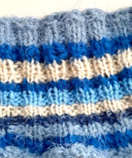 Blue border head bund ②