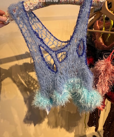 変形穴あきbustier