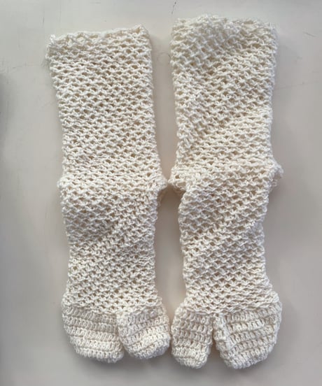 rhombus hole tabi socks