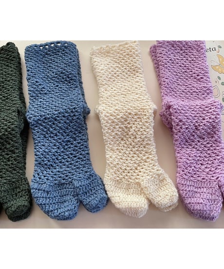 rhombus hole tabi socks