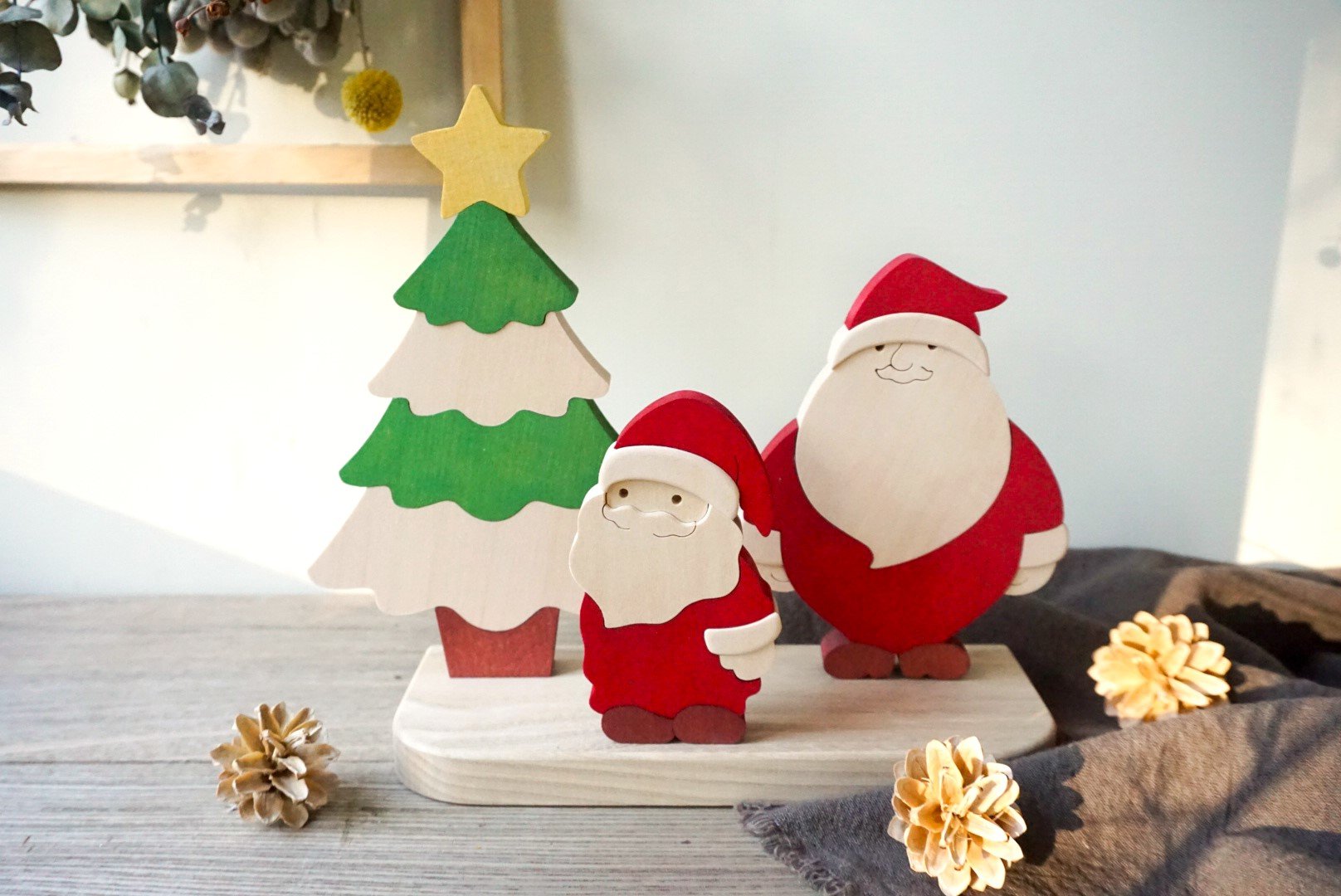 サンタクロースとクリスマスツリーの置物 夏休みの宿題 サンタクロースとクリスマスツリー | woodplaza's STORE
