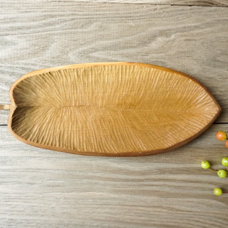 葉っぱ形木皿 (大) / ホオ | woodplaza's STORE