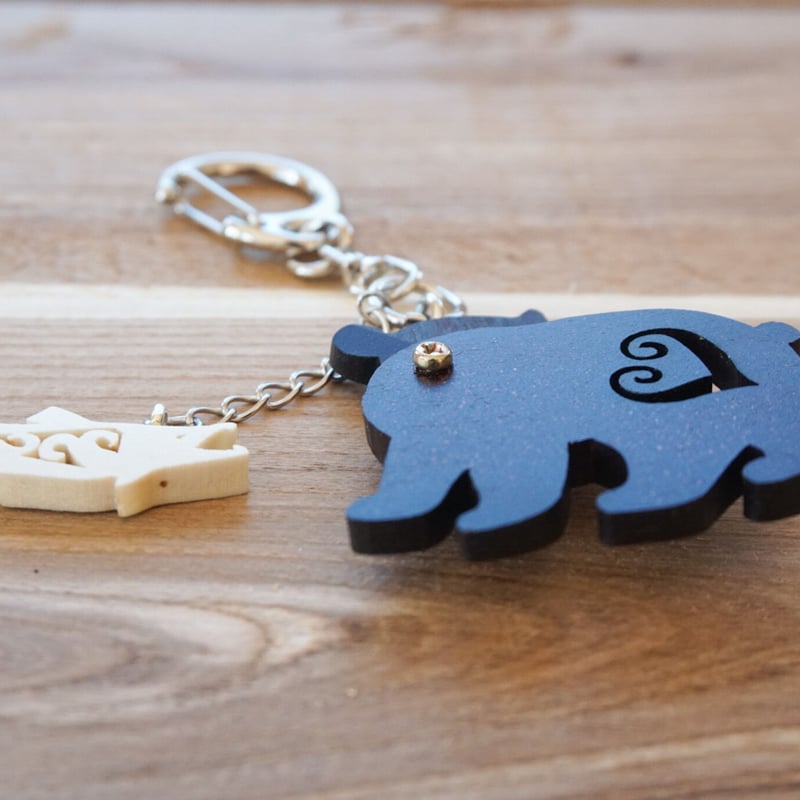 アイヌ文様 クマと鮭のキーホルダー | woodplaza's STORE