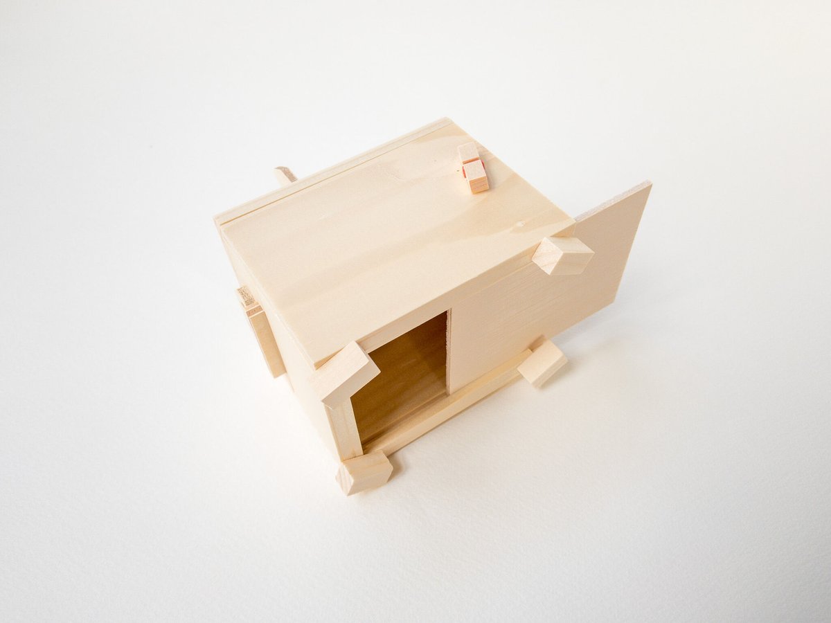 ドングリ型　木製　貯金箱 どんぐり貯金箱（中・小）｜その他｜オリジナル家具｜オーダー家具