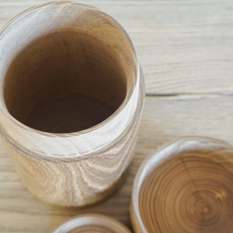 う*す様 アイヌ　戦前　木製彫刻　茶筒 う*す様 アイヌ 戦前 木製彫刻 茶筒