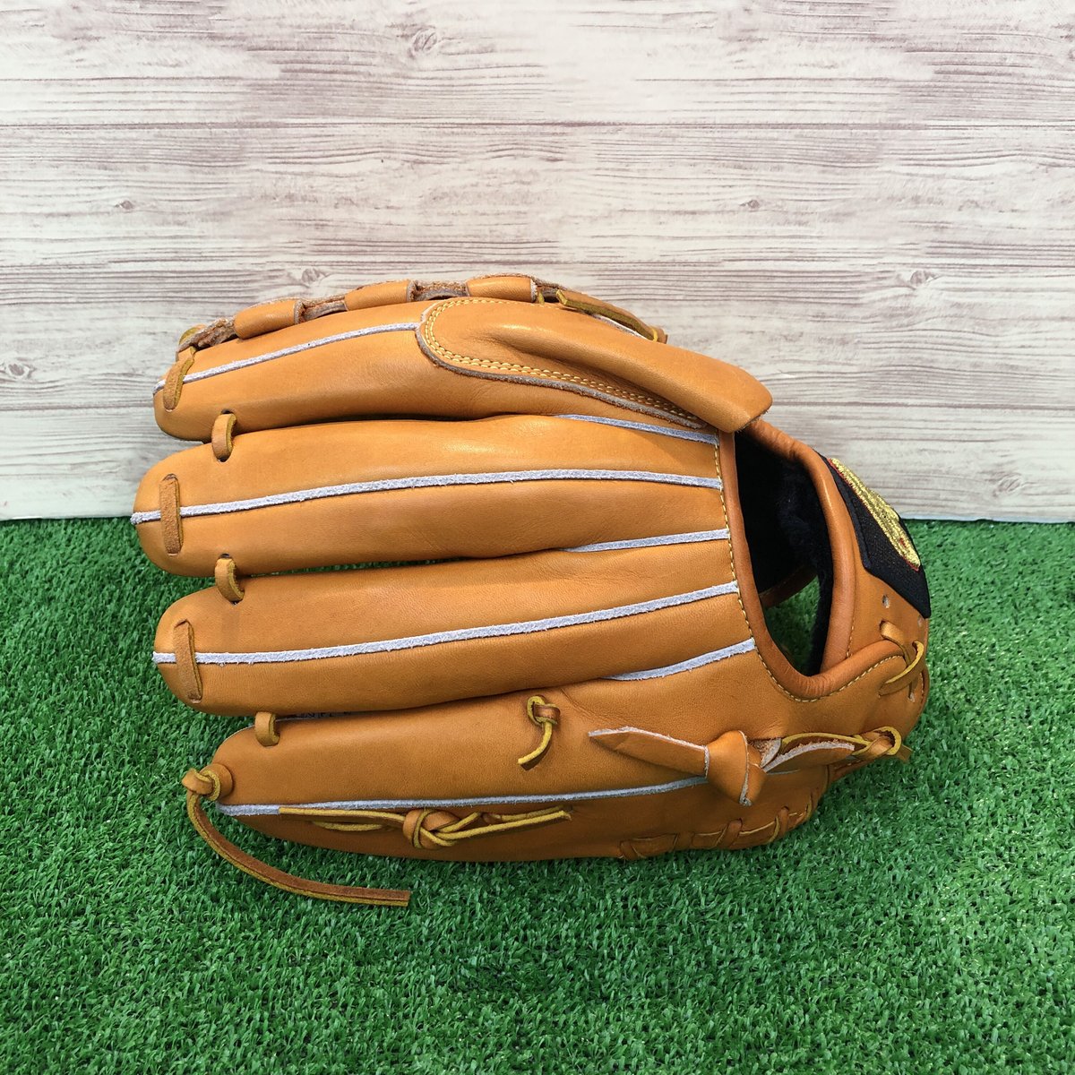 新品！　ドナイヤ 軟式用グローブ 黒/オレンジ 平裏刺繍・ラベル交換1円】ドナイヤ 限定 軟式 内野手用 グローブ