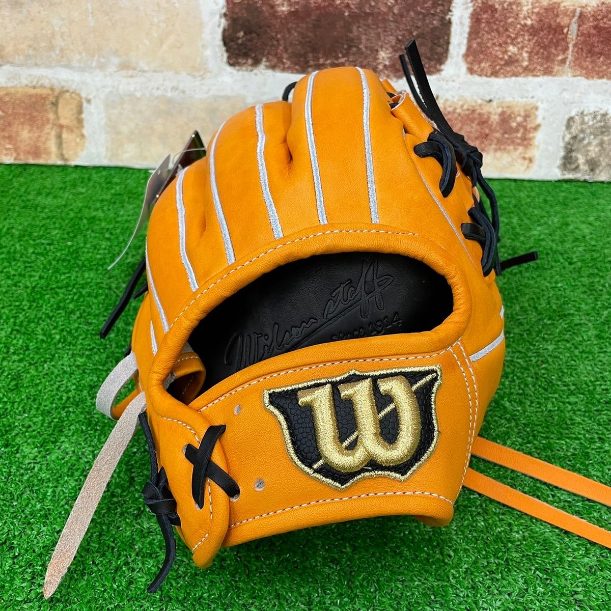 ウイルソン 硬式用　捕手用　Wオレンジ　右投　新品 Wilson Staff（ウィルソンスタッフ） 交換往復送料無料 ウイルソン