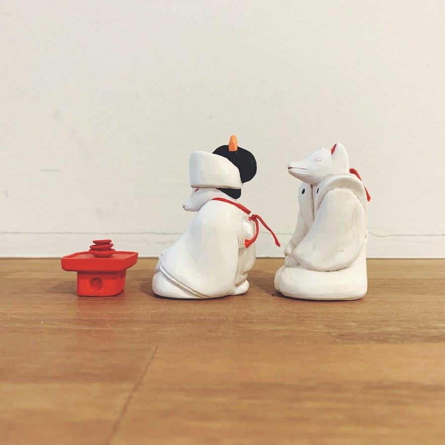 洛趣舎『狐の嫁入り』土鈴 | 象々の郷土玩具