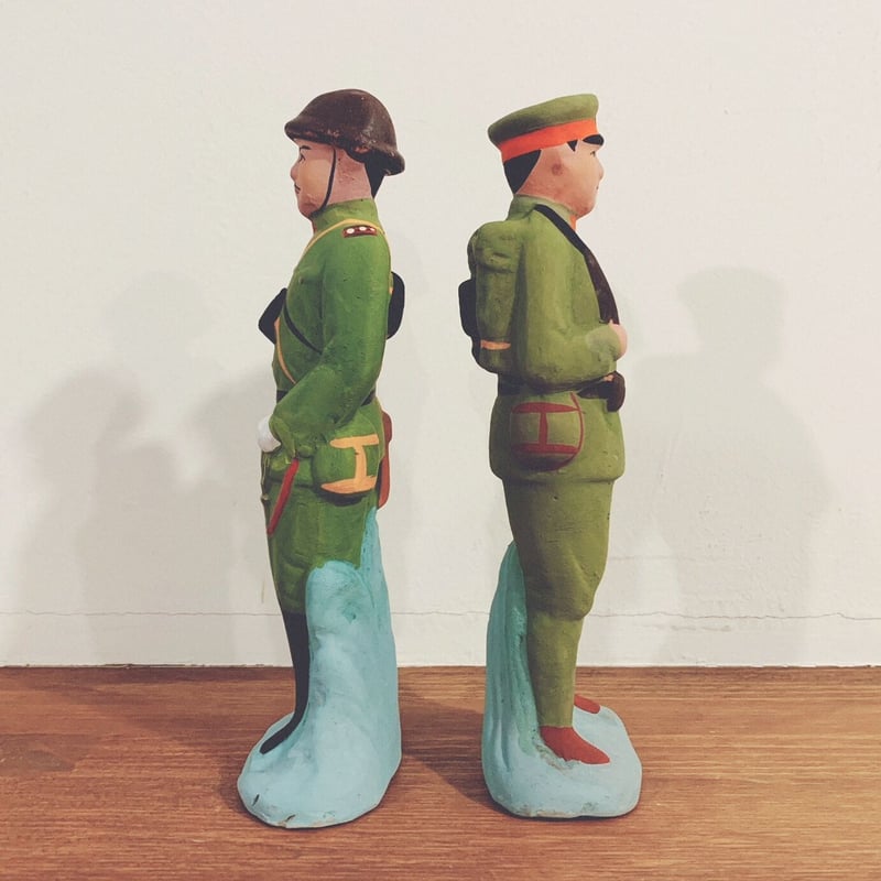 戦前の古い軍人さんの土人形『勇士と部隊長』 | 象々の郷土玩具