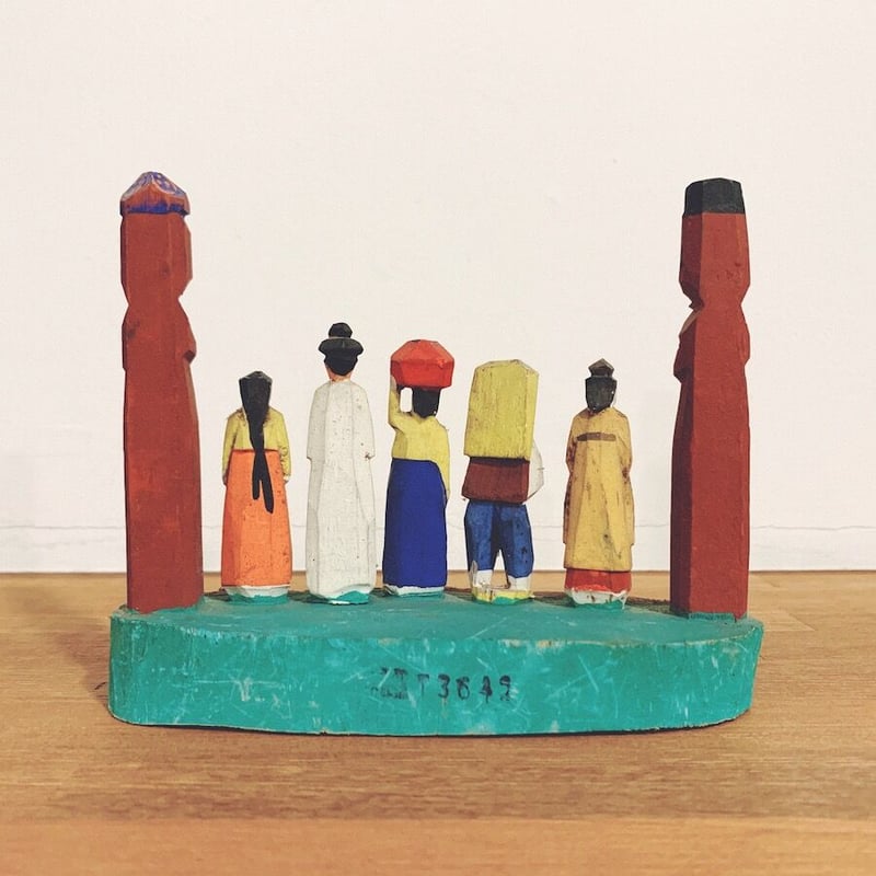 朝鮮の木製玩具『将軍標と朝鮮の村人』 | 象々の郷土玩具