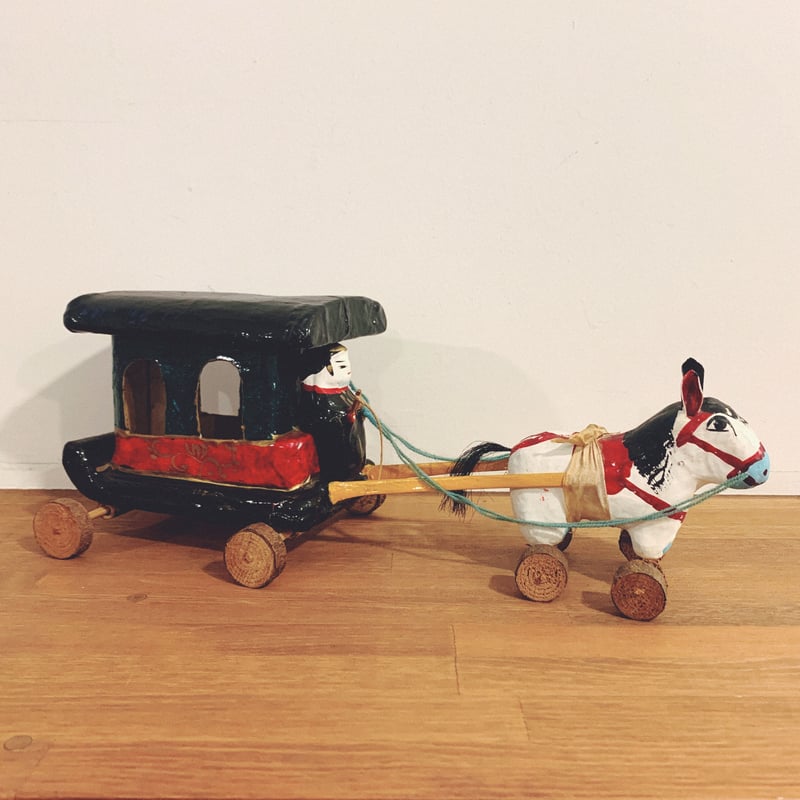 宇土張子の『馬車』 | 象々の郷土玩具