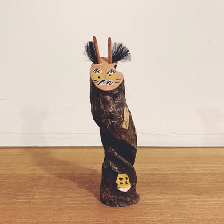大津絵 鬼の寒念仏 一刀彫 魔除け 木彫り こけし 滋賀 昭和レトロ郷土玩具 木彫『大津絵・鬼の念仏』(大) | 象々の郷土玩具