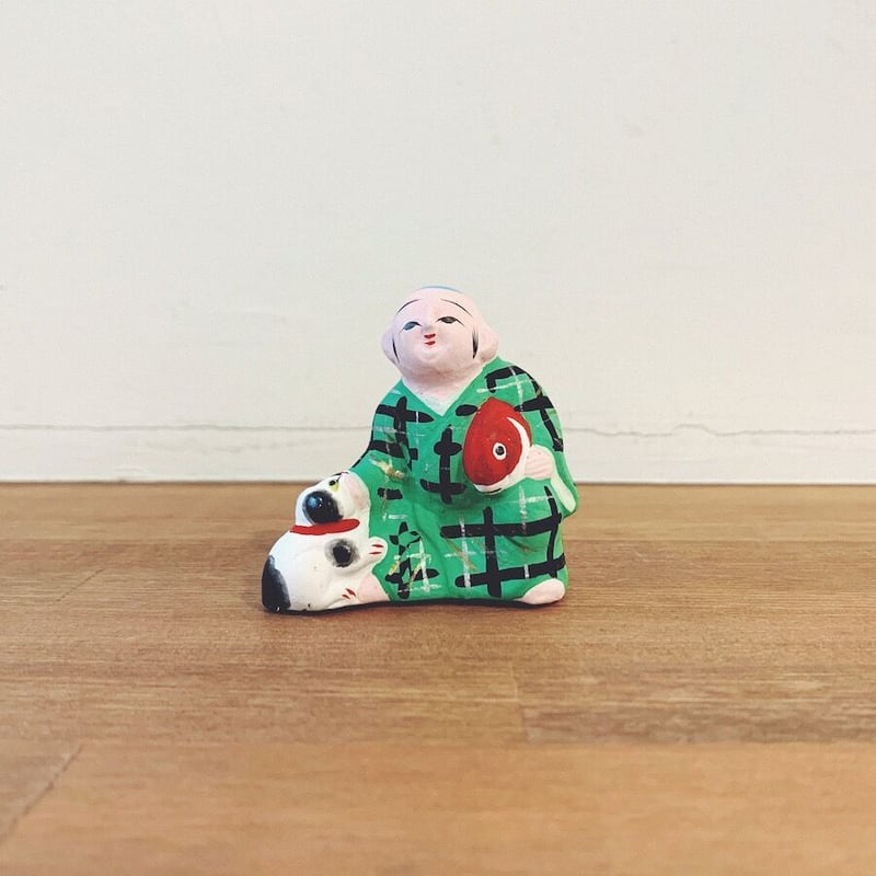 伏見人形・丹嘉『鯛抱き童子と犬』 | 象々の郷土玩具