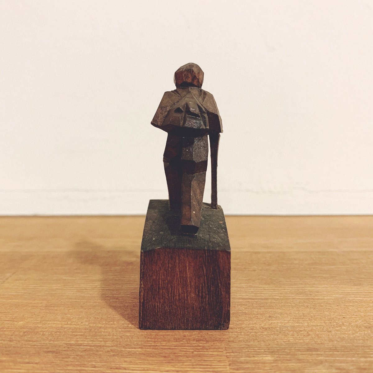 古作・農民美術『登山(1人)』 | 象々の郷土玩具