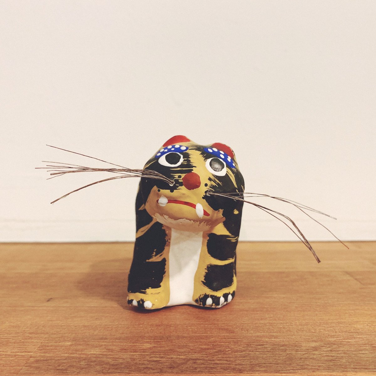 鳥取張子・柳屋 の『首振り虎』 | 象々の郷土玩具