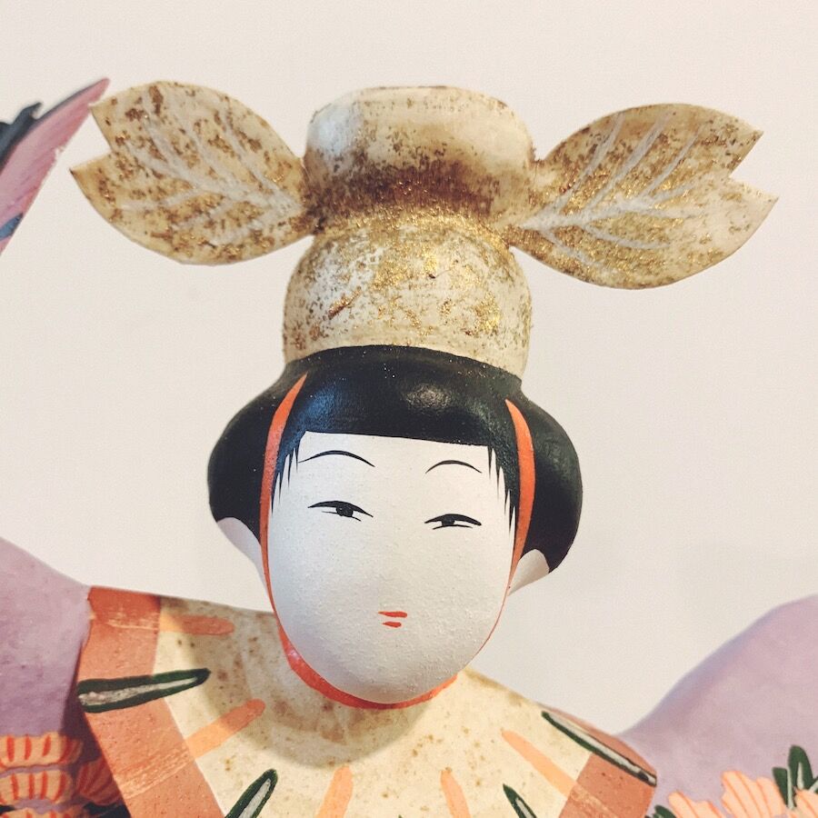 三春張子人形の芸妓さんです。大胆な表現が魅力的です。手作り 三春張子人形の芸妓さんです。大胆な表現が魅力的です。手作り