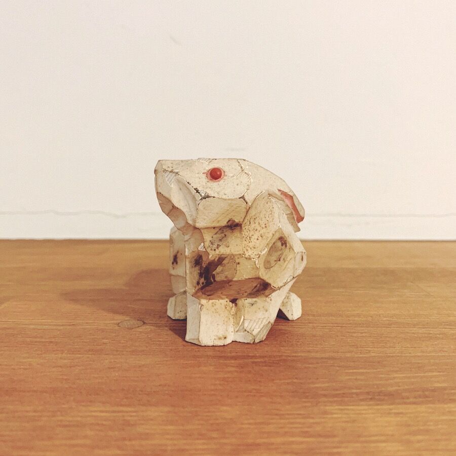 三輪明神・一刀彫『神兎』 | 象々の郷土玩具