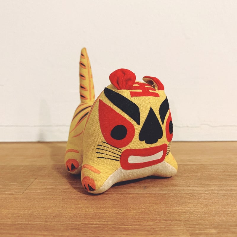 中国民間玩具『布老虎(プーラオフー)』 | 象々の郷土玩具