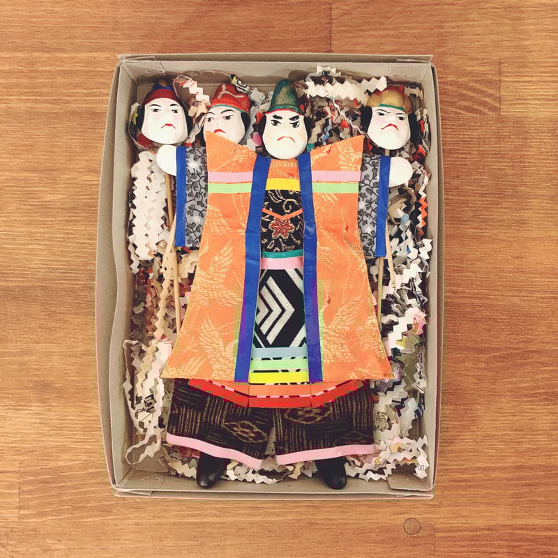 愛媛県の郷土玩具『松山武者人形(道後でこ・鎧人形)』 | 象々の郷土玩具