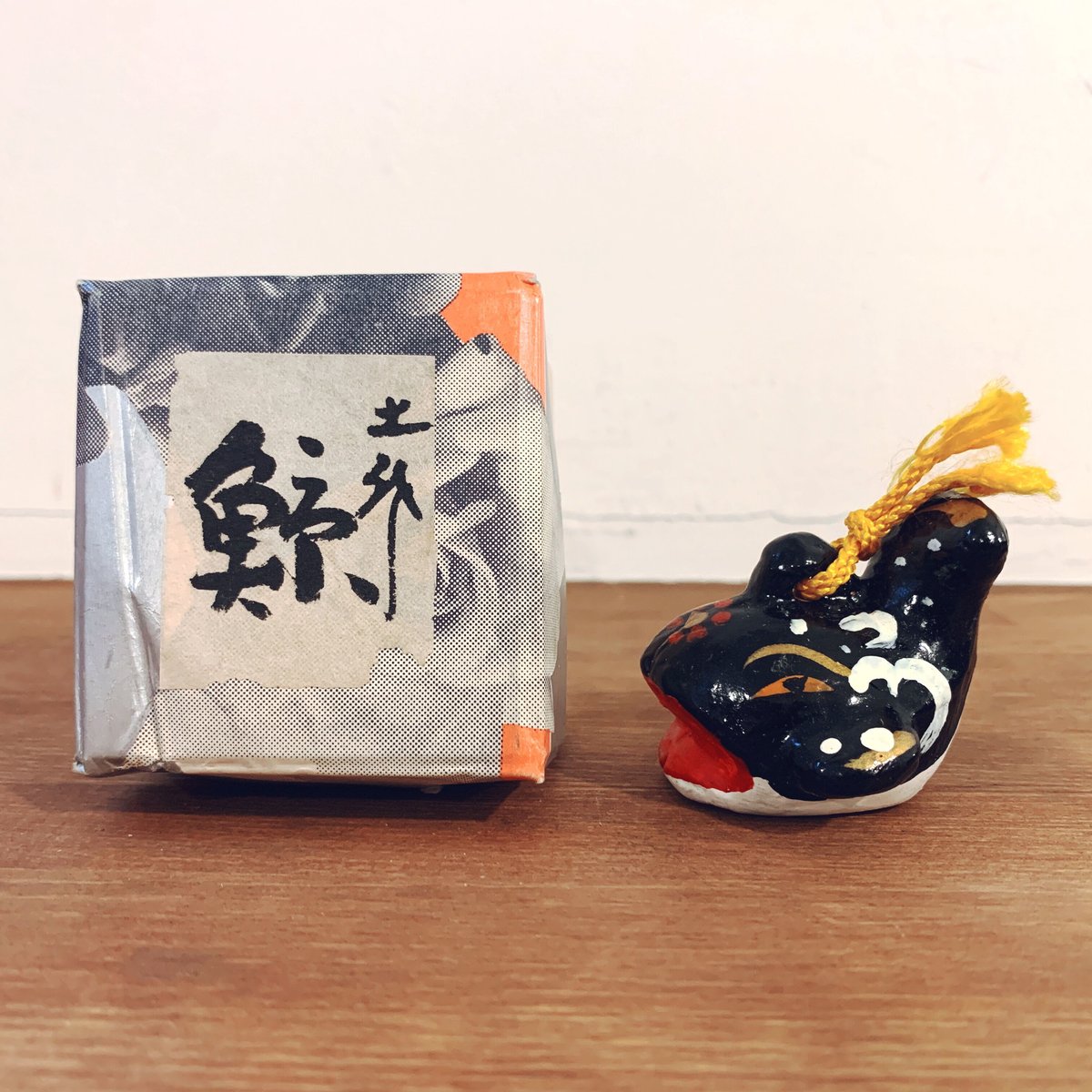 香泉人形『鯨土鈴(口開け)』 | 象々の郷土玩具