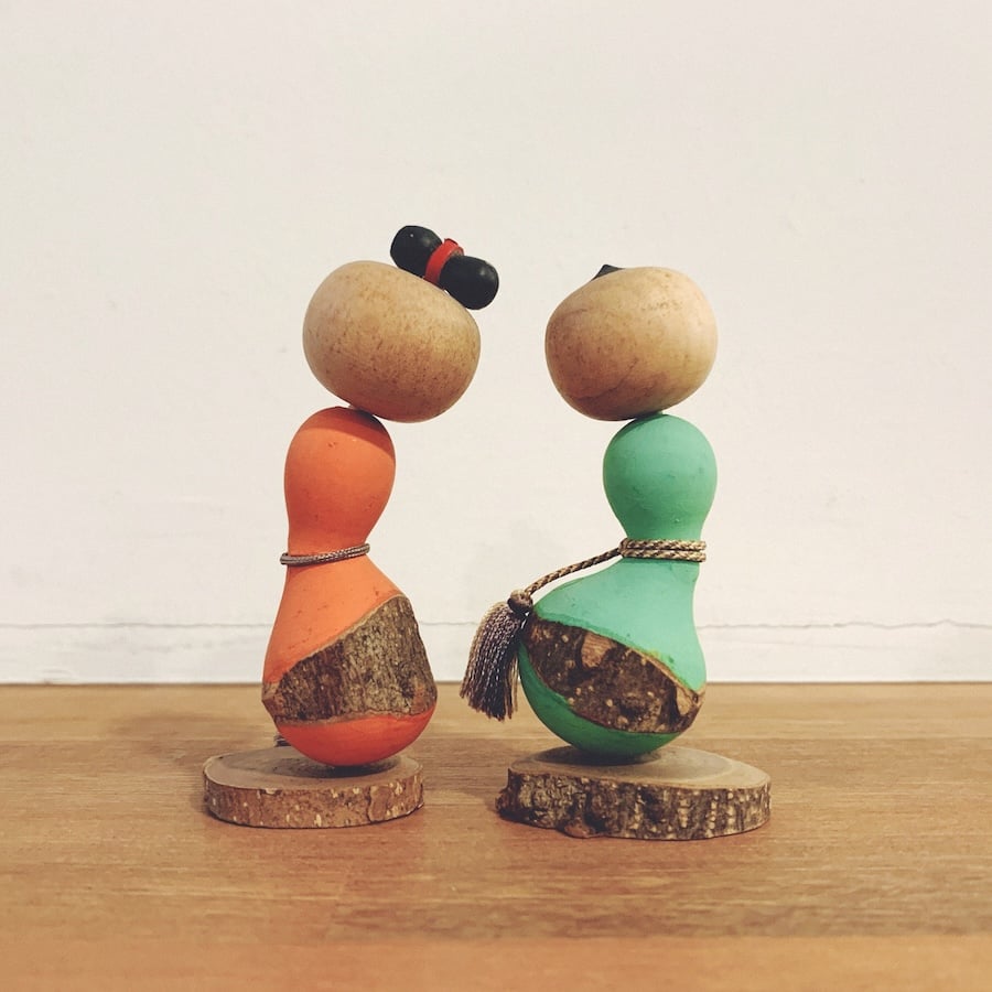 昭和レトロ！『山中湖・夫婦こけし』 | 象々の郷土玩具