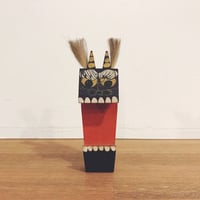 木彫『大津絵・鬼の寒念仏』(小) | 象々の郷土玩具
