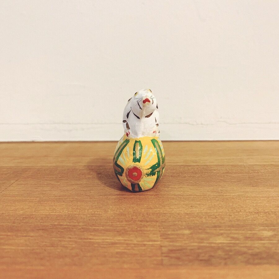 稲畑人形 　黒座り猫 　 赤井君江 　土人形　郷土玩具 　(本日8/31まで) ねこれくと 招き猫 稲畑人形