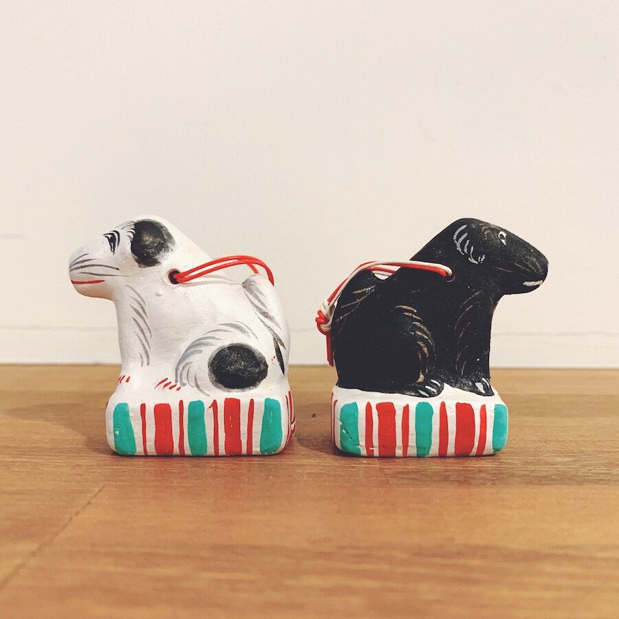 起土人形・中島一夫の『犬御堂』 土鈴 | 象々の郷土玩具