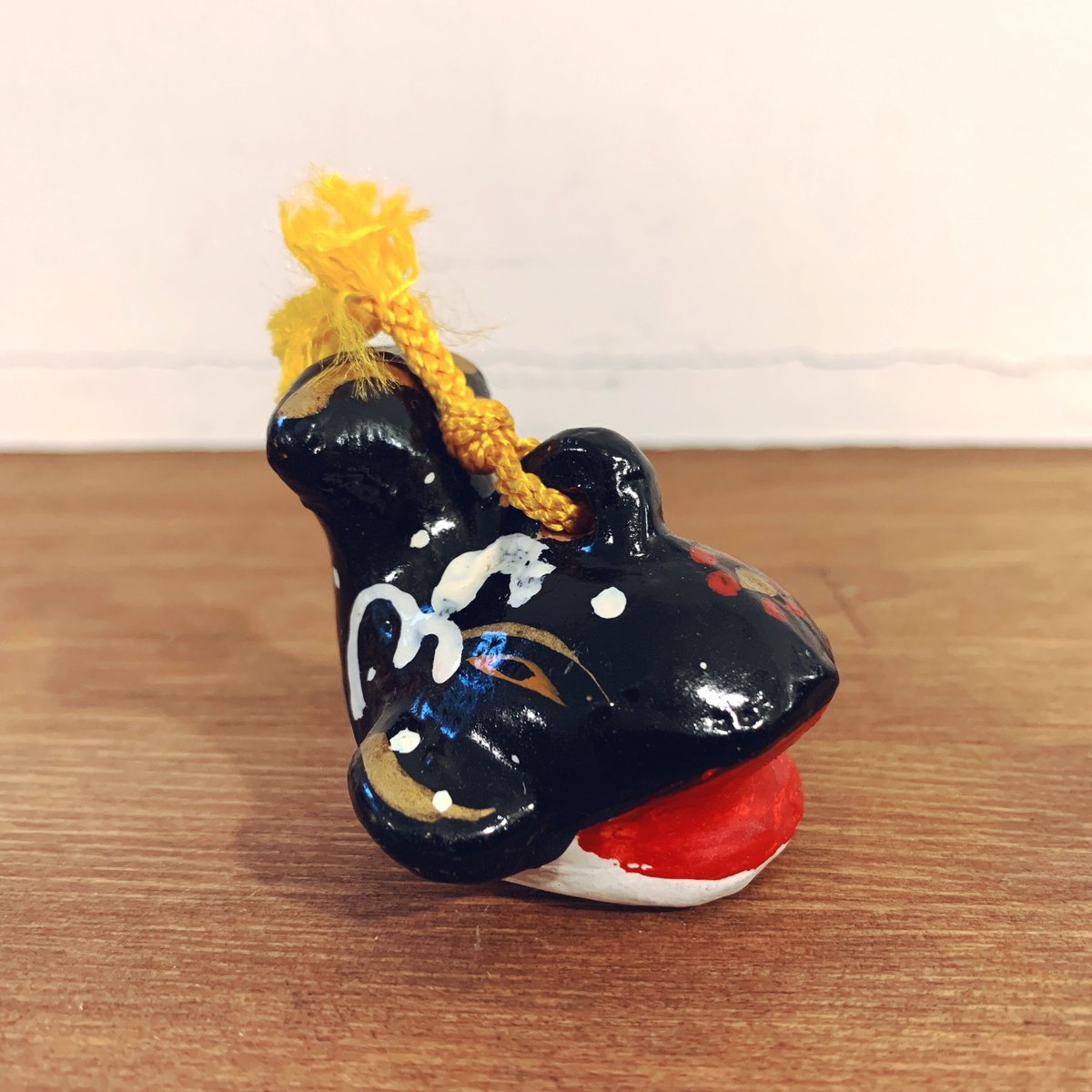 香泉人形『鯨土鈴(口開け)』 | 象々の郷土玩具