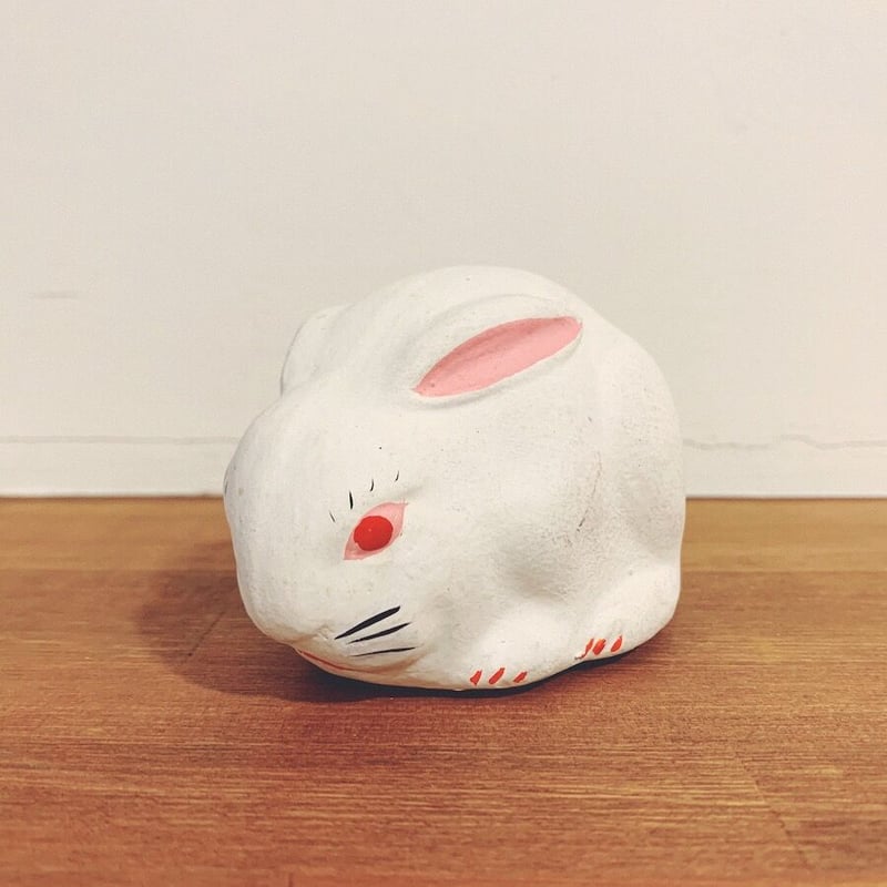 伝統工芸　六代目　丹嘉作　伏見人形　牛　香合　共箱　V　5896 伏見人形 六代目 丹嘉 大西重太郎 犬香合 茶道具 - メルカリ