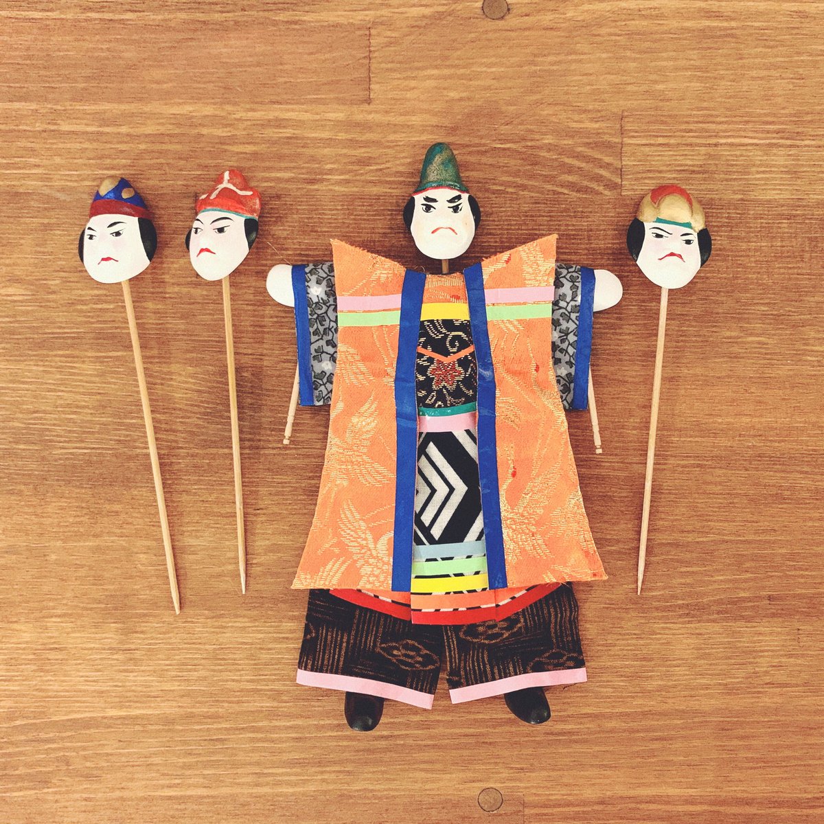 愛媛県の郷土玩具『松山武者人形(道後でこ・鎧人形)』 | 象々の郷土玩具