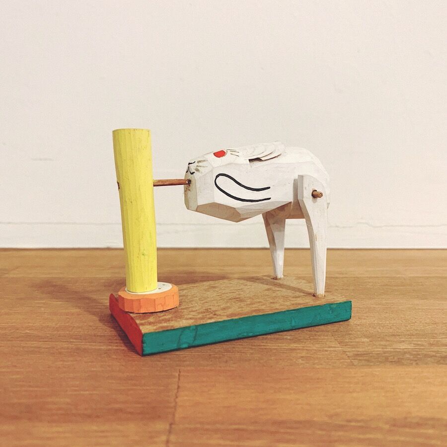 専用　ちっちざる様 笹野一刀彫の『兎の餅つき』 | 象々の郷土玩具