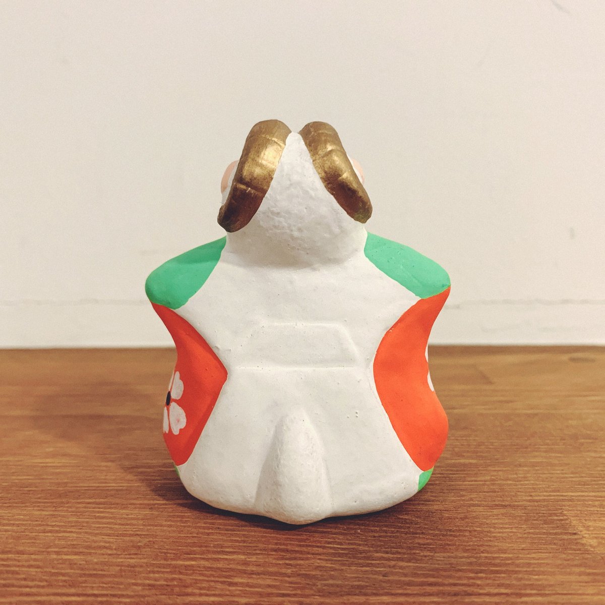 会津・中湯川人形『扇持ち・羊』 | 象々の郷土玩具