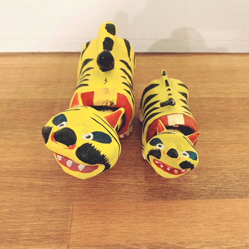 大崎文仙堂の『首振り虎・小』 | 象々の郷土玩具