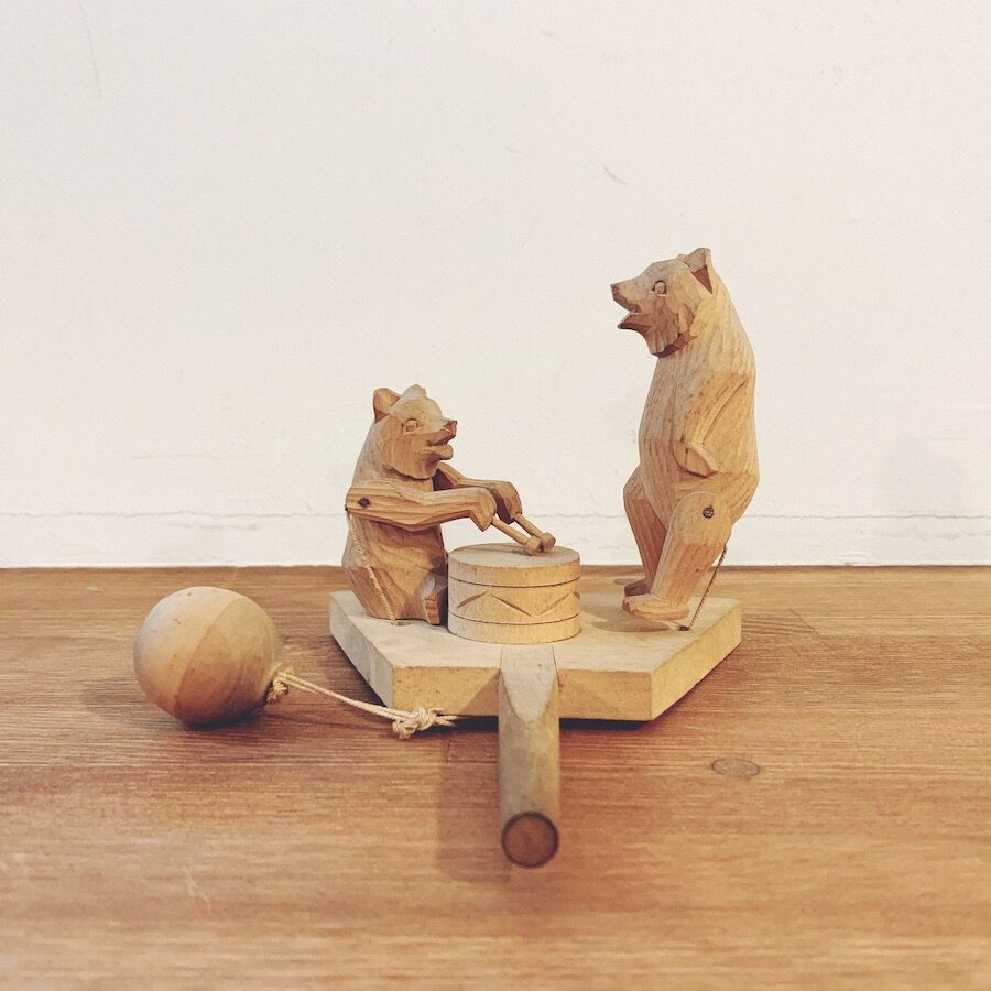 ロシア・木彫の熊のからくり玩具 | 象々の郷土玩具