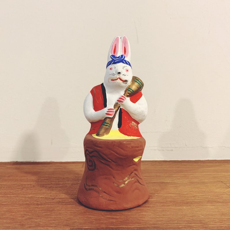 小幡人形『餅つき兎』 | 象々の郷土玩具