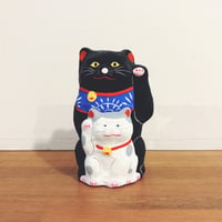 相良人形・七代目さがらたかし　招き猫 相良人形・七代目さがらたかし『招き猫』 | 象々の郷土玩具