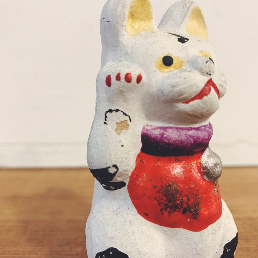 富山土人形・渡辺信秀『招き猫』 | 象々の郷土玩具