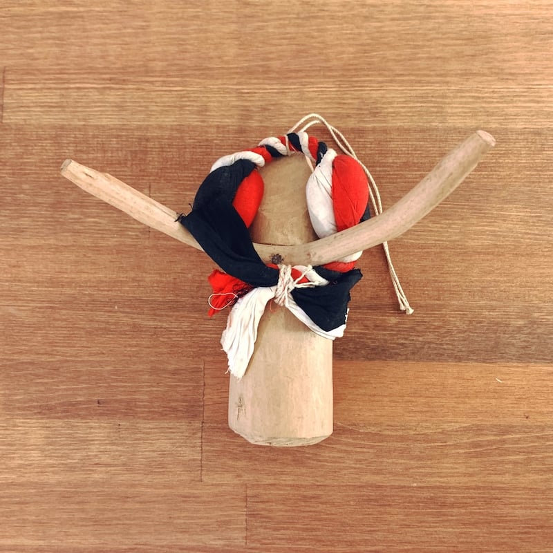 新潟県・小千谷『木牛(手彫)』 | 象々の郷土玩具