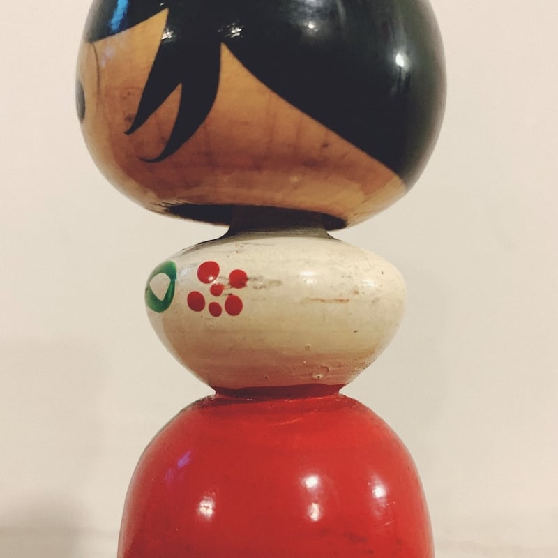 古玩具 福神 朝鮮　木彫り 人形 郷土玩具 農民美術　工芸品 極小 木端人形 登山 白樺 高さ約4cm 一刀彫 農民美術 郷土玩具