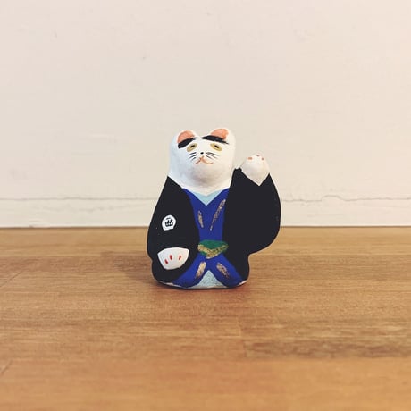 招き猫　土人形　郷土玩具　三毛猫 招き猫81の2【愛知】三河旭土人形 - 郷土玩具/招き猫十八番