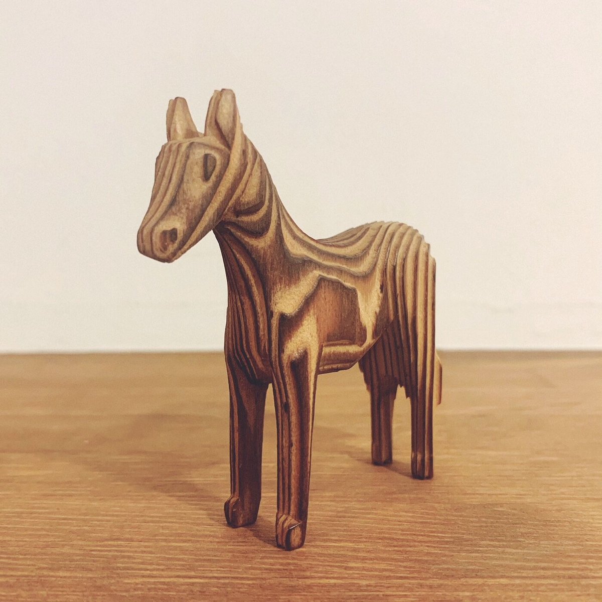 木彫り 馬 (北海道) - 置物