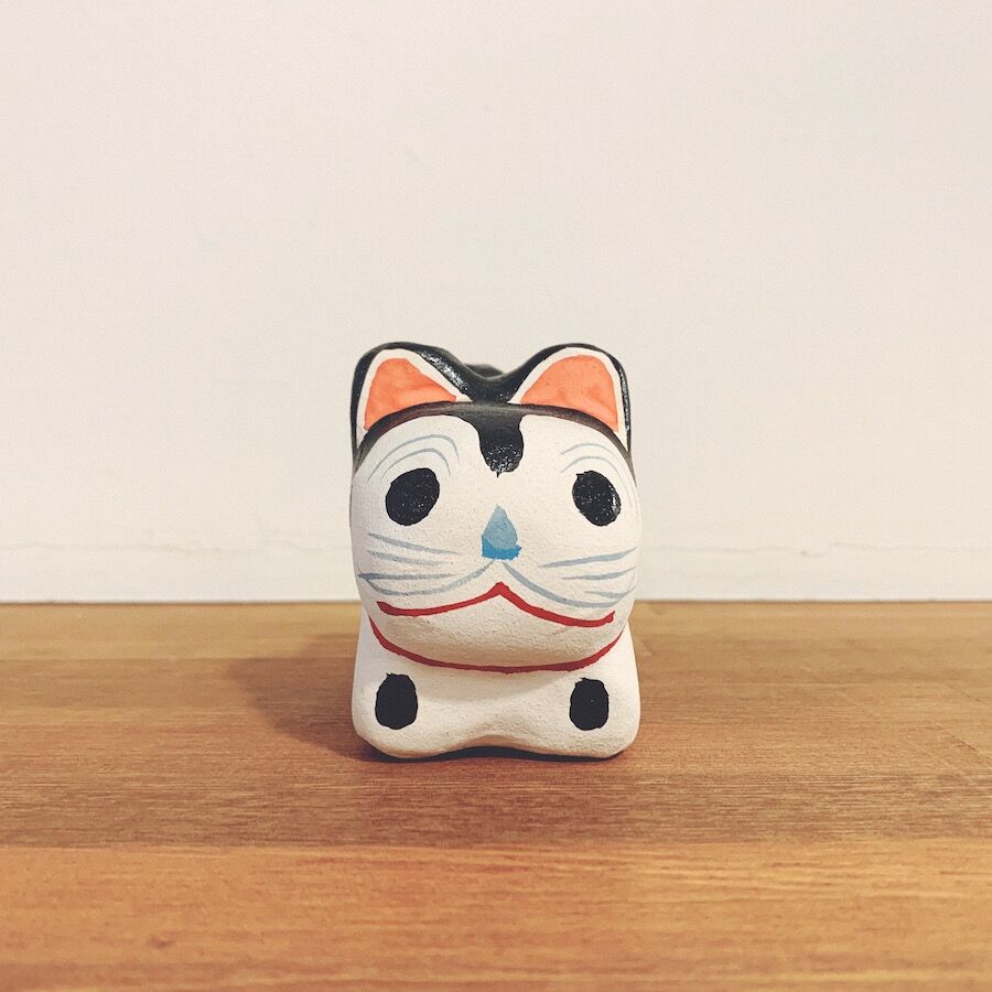 伏見張子『犬張子』 | 象々の郷土玩具