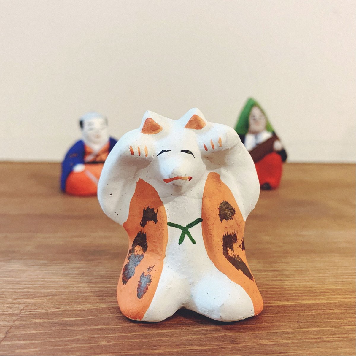 今戸焼 三すくみ 狐拳 キツネ 猟師 庄屋 土人形 置物 民芸品 今戸焼 三すくみ 狐拳 キツネ 猟師 庄屋 土人形 置物 民芸品